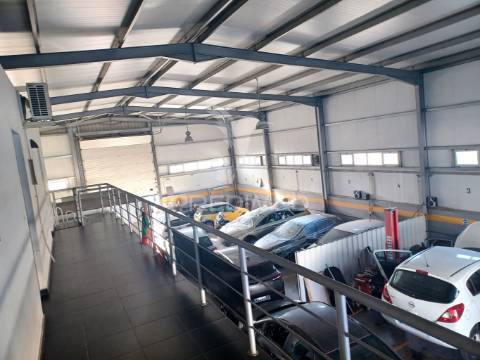 Oficina - mecânica, chapa e pintura