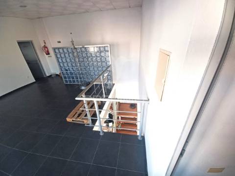 Oficina - mecânica, chapa e pintura