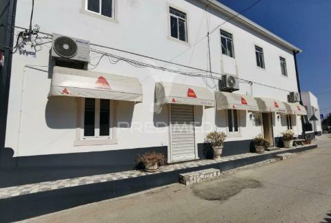 Café restaurante comendador na comenda / casével / santarém.