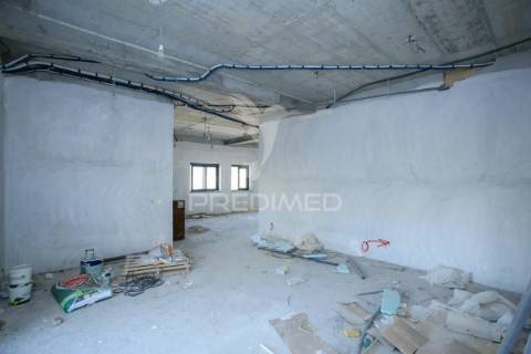 Terreno com moradia t6 no murtal- eiras-coimbra