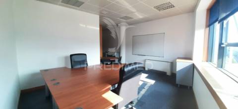 Excelente escritório, ótimo preço, parque das nações, lisboa