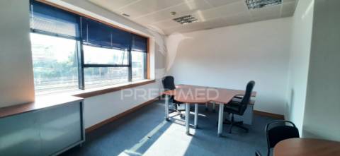 Excelente escritório, ótimo preço, parque das nações, lisboa