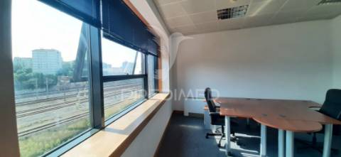 Excelente escritório, ótimo preço, parque das nações, lisboa