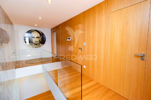 Moradia de luxo em zona premium - falperra, braga