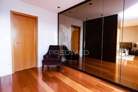 Moradia de luxo em zona premium - falperra, braga