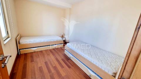 **fabuloso penthouse t3 com vista deslumbrante para o rio arade**