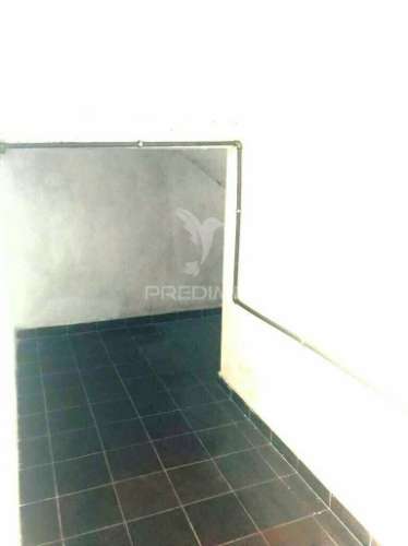 Loja  em portimão em local com serviços comerciais diversos