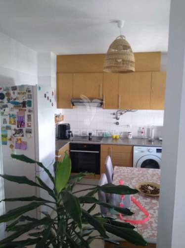 Apartamento t2 + 1  ratinha