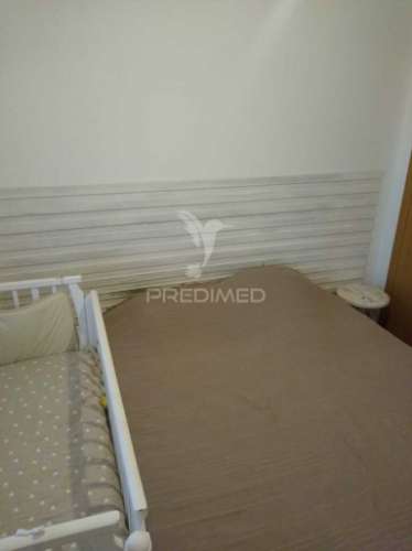 Apartamento t2 + 1  ratinha