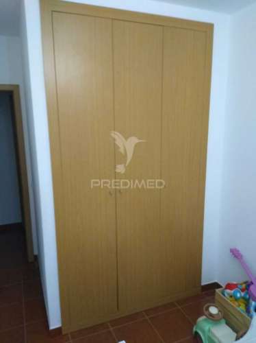 Apartamento t2 + 1  ratinha