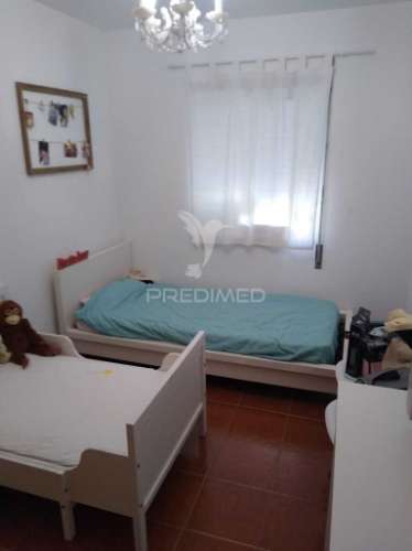 Apartamento t2 + 1  ratinha