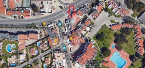 Loja no centro comercial vila nova em albufeira - oura