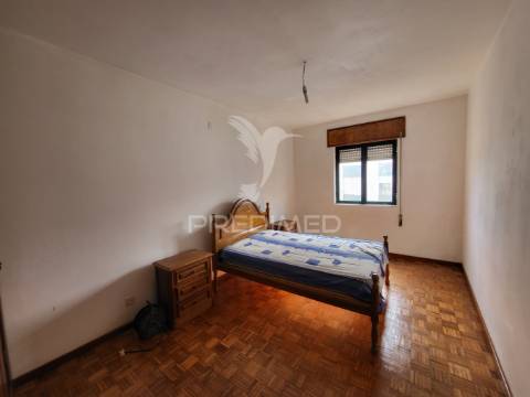 Apartamento t2 no centro de macedo de cavaleiros.