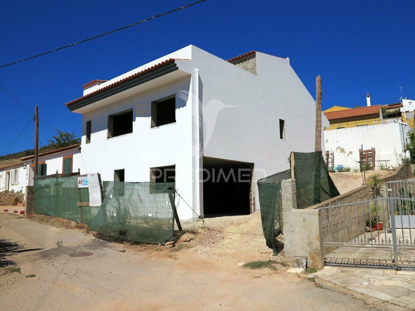 Moradia em fase de construção em silves