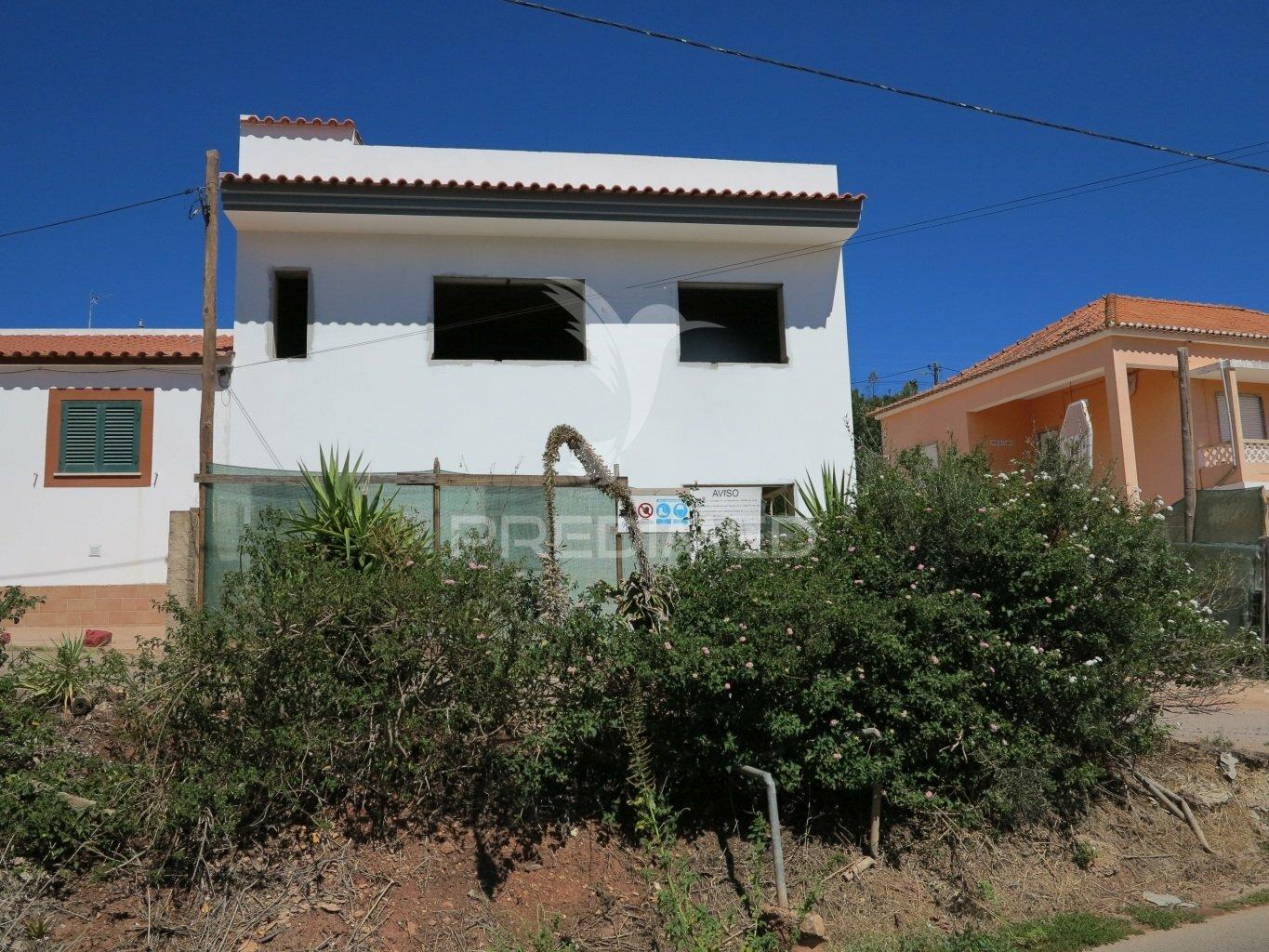 Moradia em fase de construção em silves