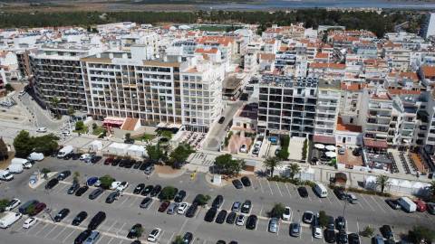 T2, segunda linha de monte gordo, vista mar, praia a 100m