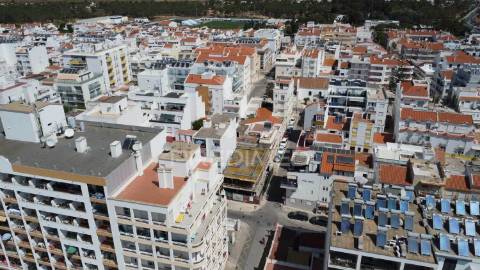 T2, segunda linha de monte gordo, vista mar, praia a 100m