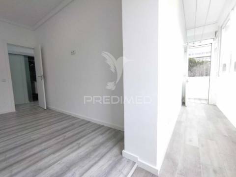 Apartamento totalmente remodelado t1 arroios lisboa