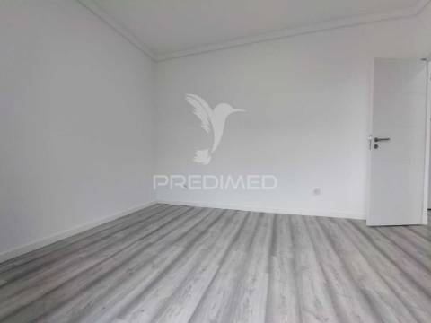 Apartamento totalmente remodelado t1 arroios lisboa