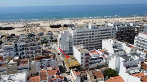 T3 duplex, segunda linha monte gordo, vista mar, praia 100m