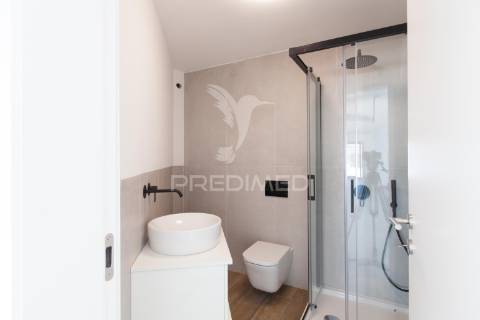 Moradia nova - piscina - funchalinho / costa caparica