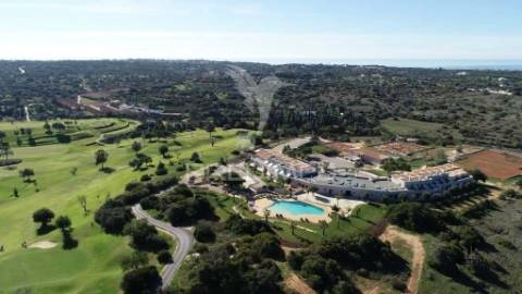 Apartamento t0 no empreendimento gramacho residences – algarve