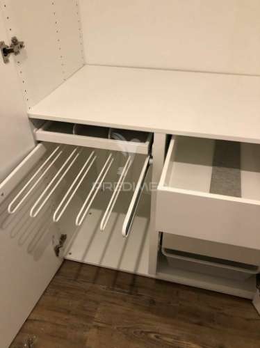 Apartamento t2 remodelado com logradouro na ajuda