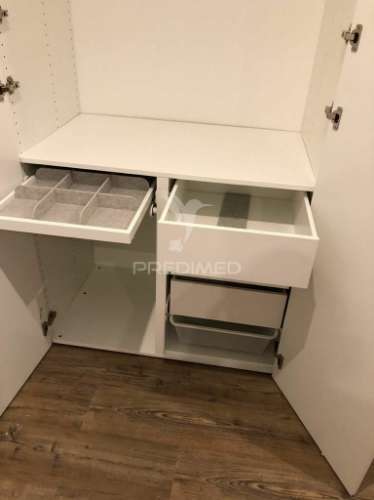 Apartamento t2 remodelado com logradouro na ajuda