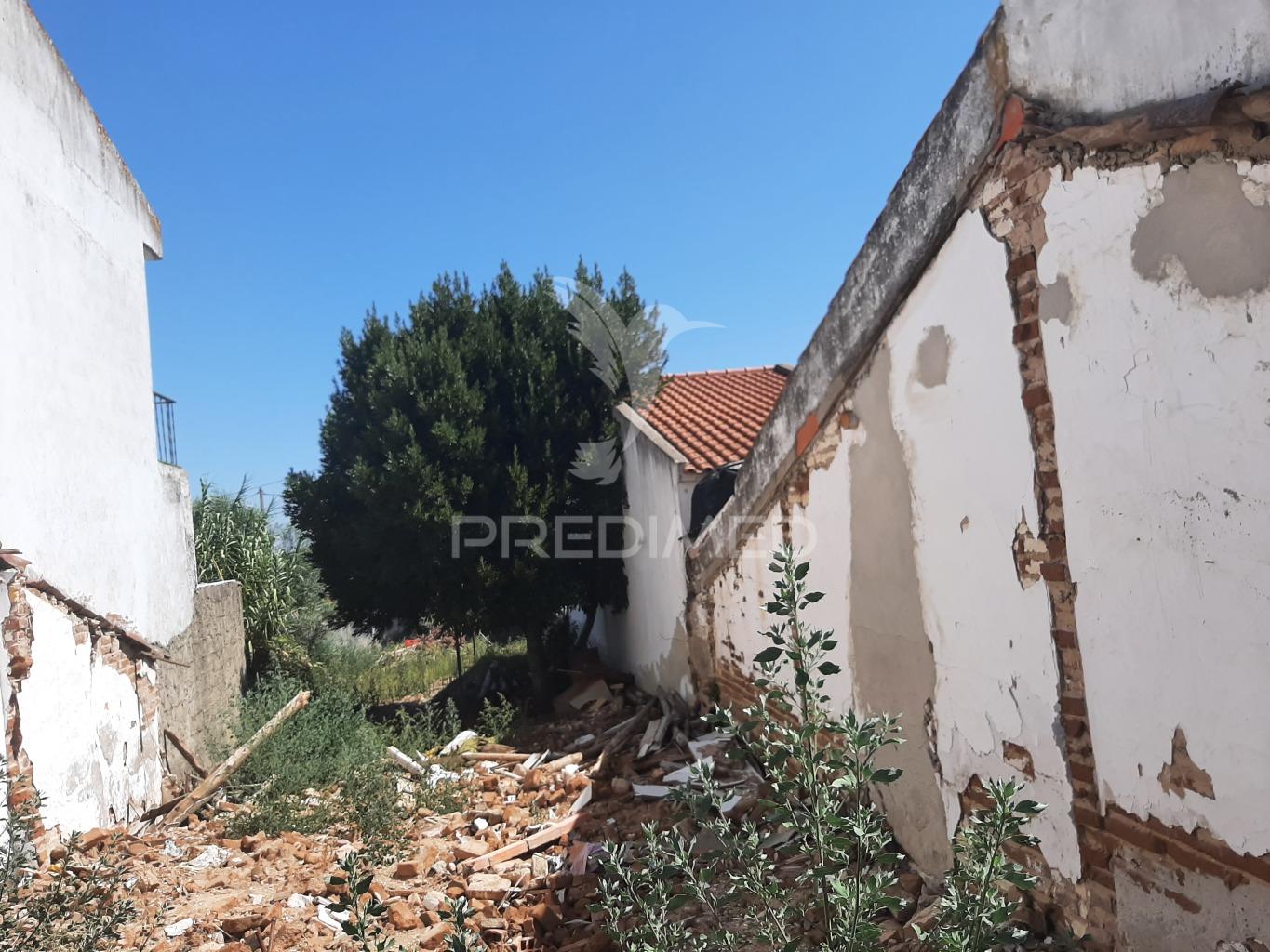 Moradia para reconstrução