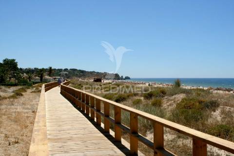 Apartamento t1 vista mar em alvor - algarve