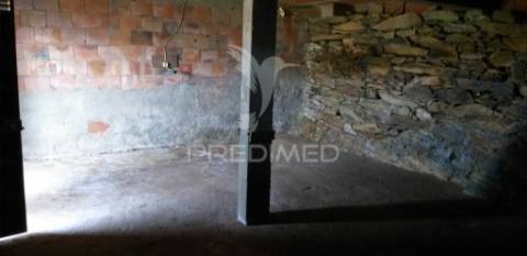 Moradia t2 vila de meã, castro d´aire