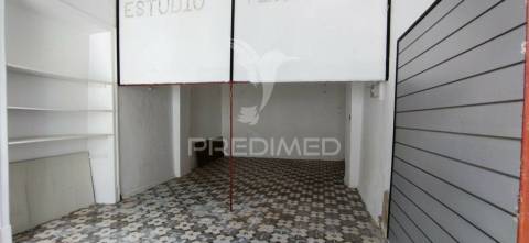 Loja no centro de cuba