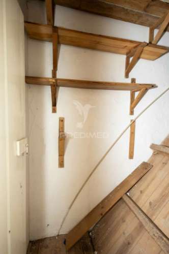 Moradia bi-familiar t6 e com espaço comercial - alter do chão