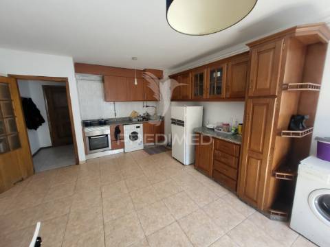 Apartamento t2 no centro de macedo de cavaleiros.