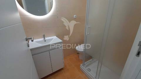 Excelente moradia v4 terraço e vista de mar ericeira