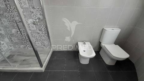 Excelente moradia v4 terraço e vista de mar ericeira