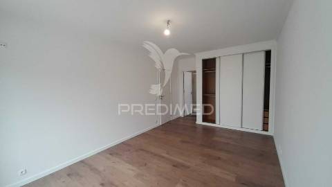 Excelente moradia v4 terraço e vista de mar ericeira