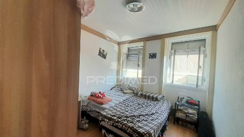 Apartamento t3 rua das rosas