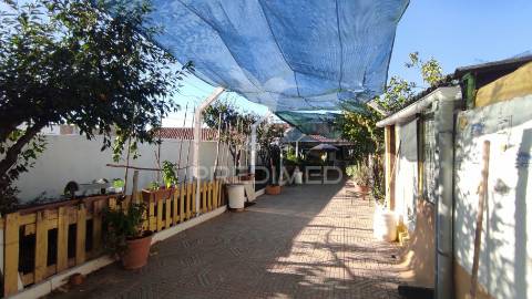 Moradia t3  em trigaches . beja