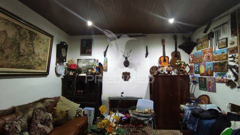 Moradia t3  em trigaches . beja