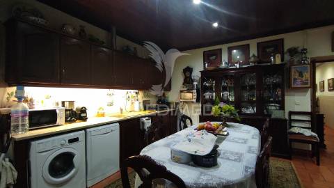 Moradia t3  em trigaches . beja