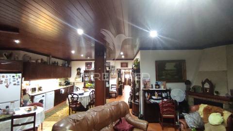 Moradia t3  em trigaches . beja