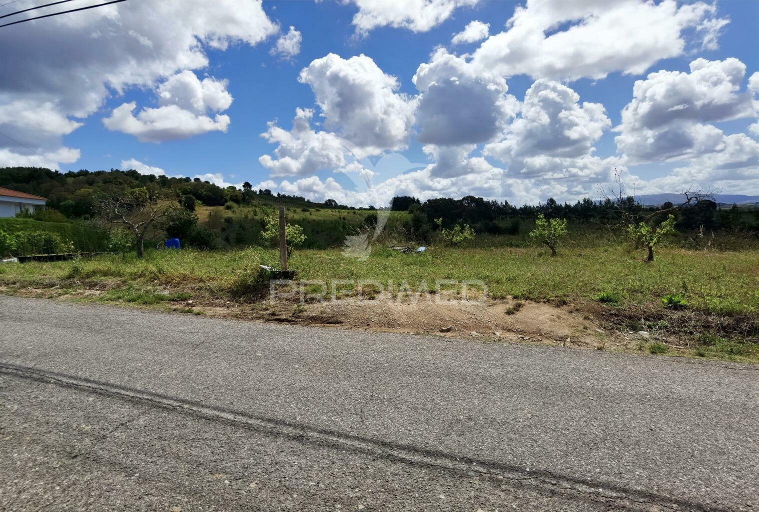 Terreno urbano, localizado na roliça - bombarral