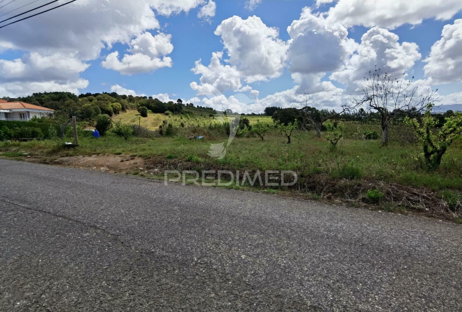 Terreno urbano, localizado na roliça - bombarral