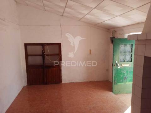 Casa típica do alentejo, vila viçosa