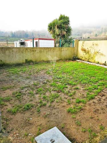 Moradia bi - familiar t2 + t2