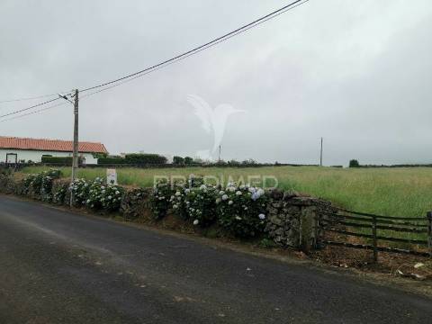 Terreno urbano em santa cruz - praia da vitória