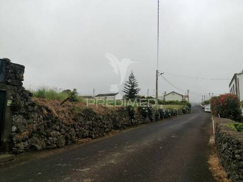 Terreno urbano em santa cruz - praia da vitória