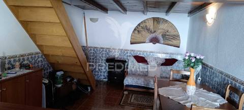 Casa totalmente renovada e mobilada em arez