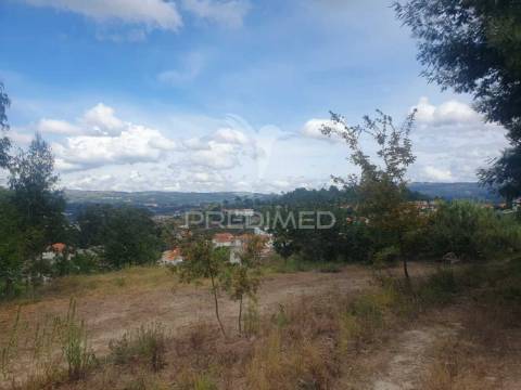 Terreno com 22 000m2 em fafe